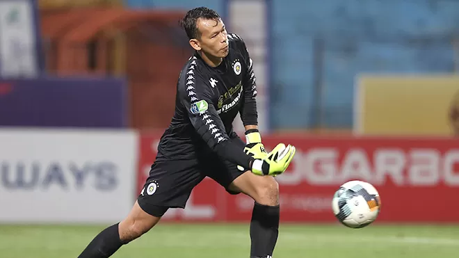 1 LUẬT PHÁT BÓNG TRONG THI ĐẤU BÓNG ĐÁ 11 NGƯỜI Cỏ nhân tạo - thảm cỏ nhân tạo cao cấp Đức An