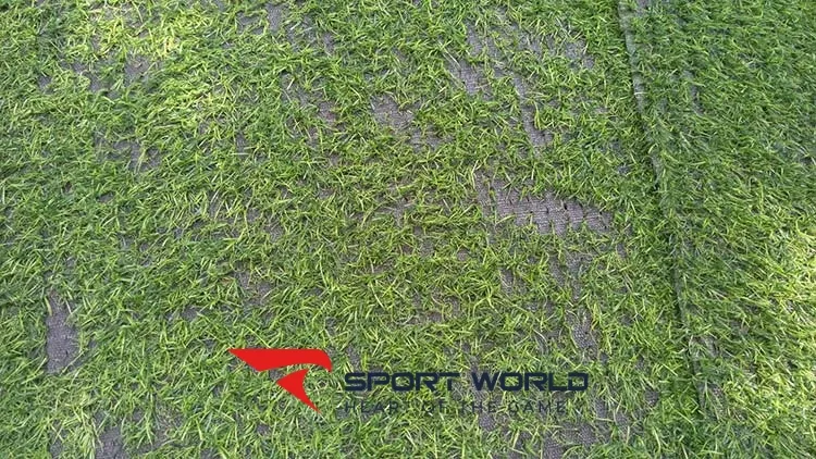 Cỏ nh&acirc;n tạo chất lượng k&eacute;m