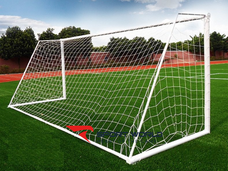 Khung th&agrave;nh b&oacute;ng đ&aacute; 11 người 103667