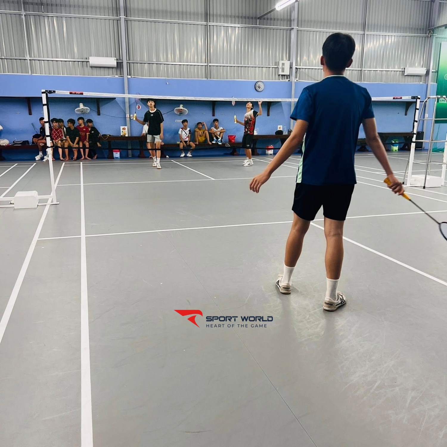 Thảm cầu l&ocirc;ng v&acirc;n c&aacute;t m&agrave;u x&aacute;m SPV-33145