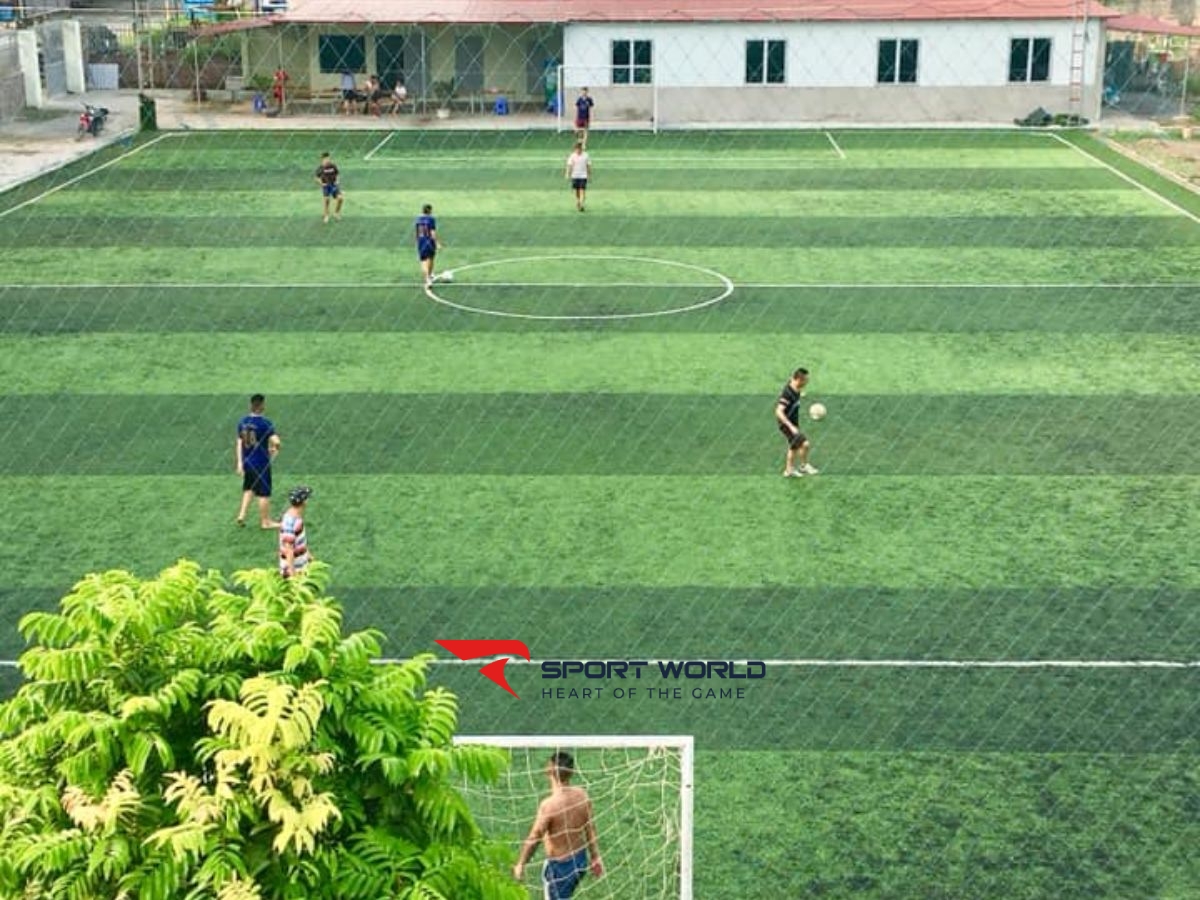 Sân Bóng Trung Thôn