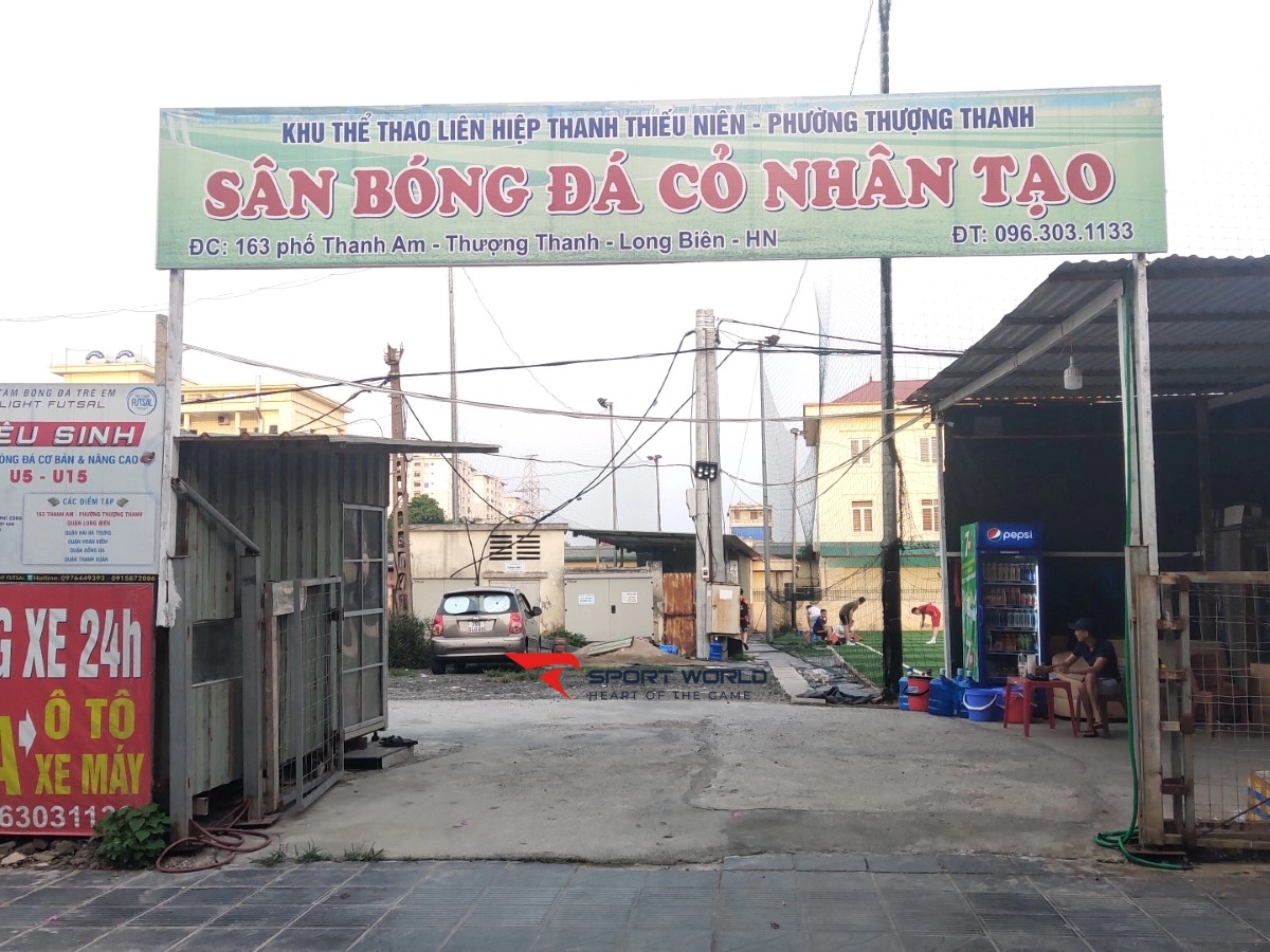 Sân bóng Thanh niên Thượng Thanh