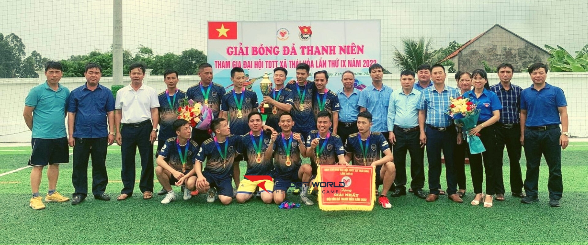 Sân bóng Thái Hòa