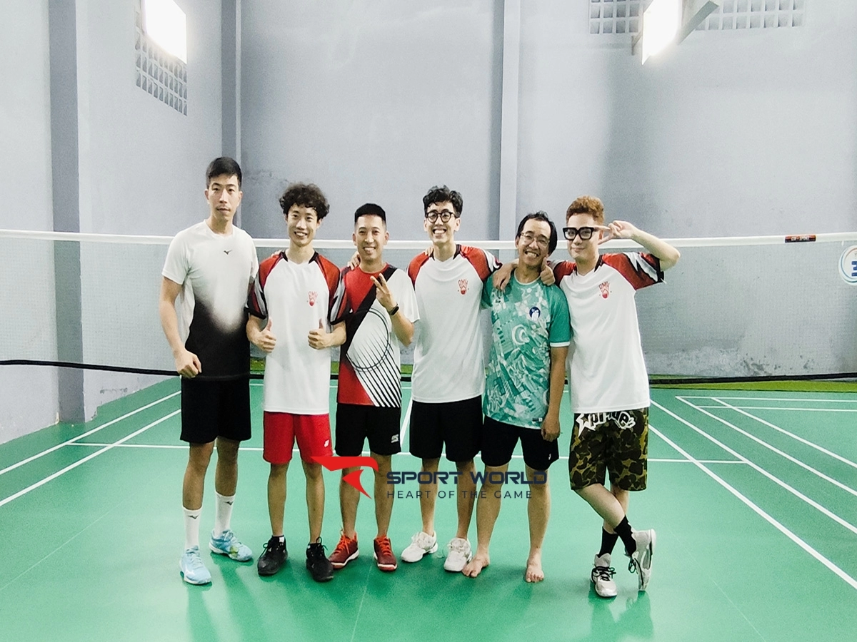 sân cầu lông Bum