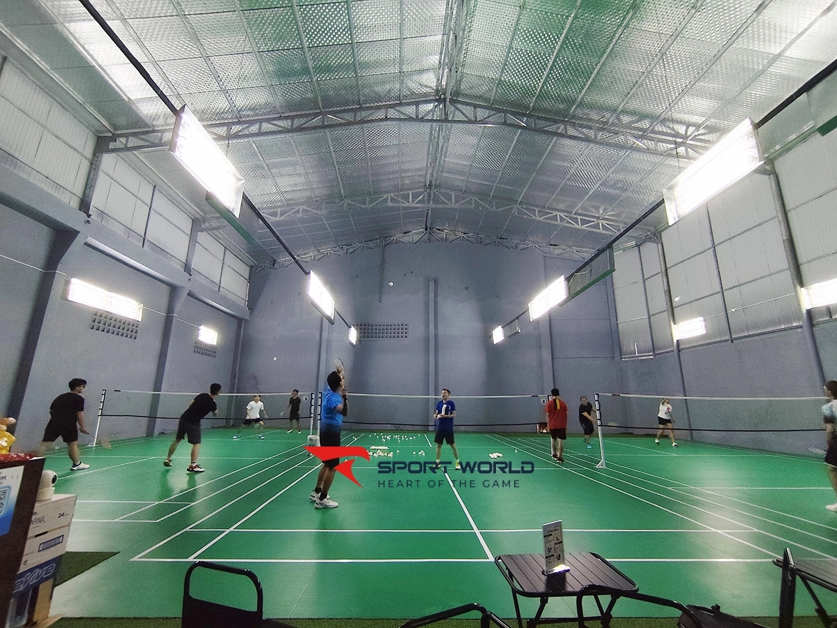 sân cầu lông Bum