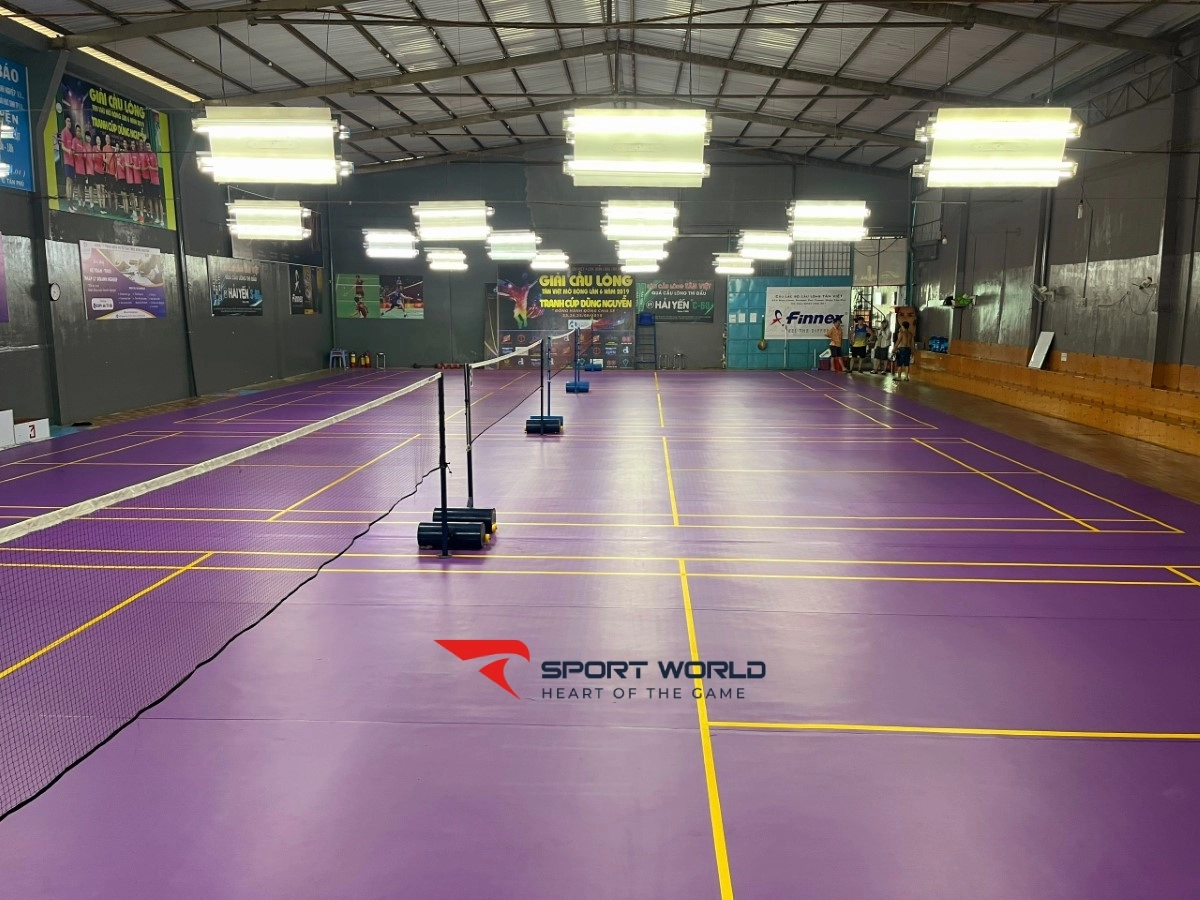 sân cầu lông Tân Việt