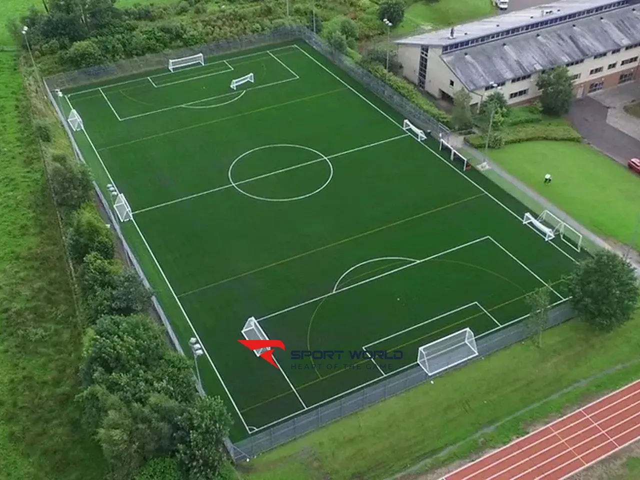 Kích thước sân bóng đá 7 người (Sân cỏ nhân tạo)