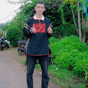 Loc Em