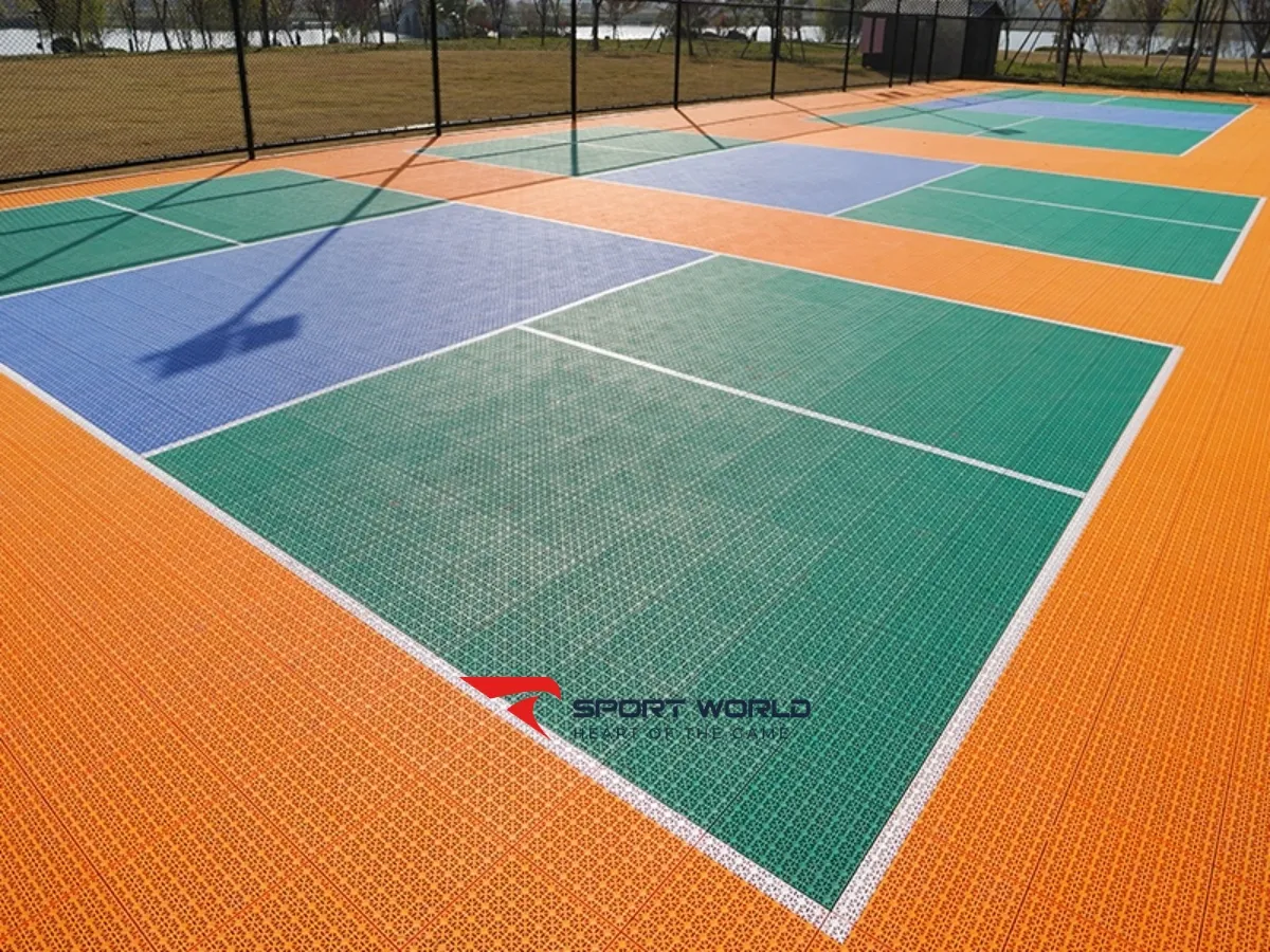 Quy trình thi công sàn PP Interlocking sân pickleball