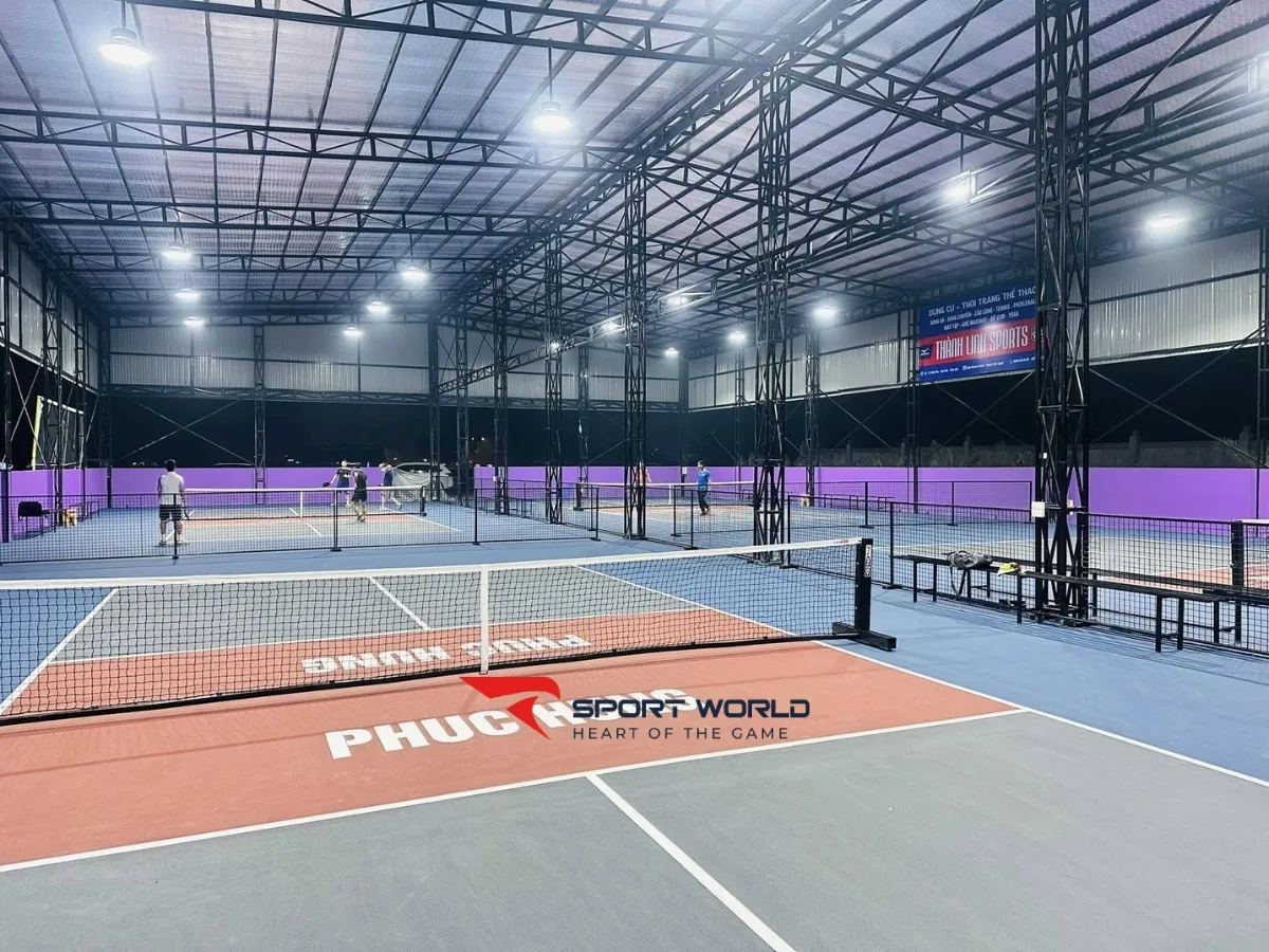 Sân bóng đá và pickleball Phúc Hưng