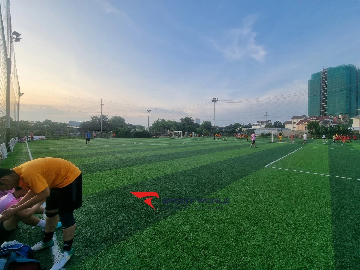 Sân Bóng đá mini C3 ( Ngọc Thạch)