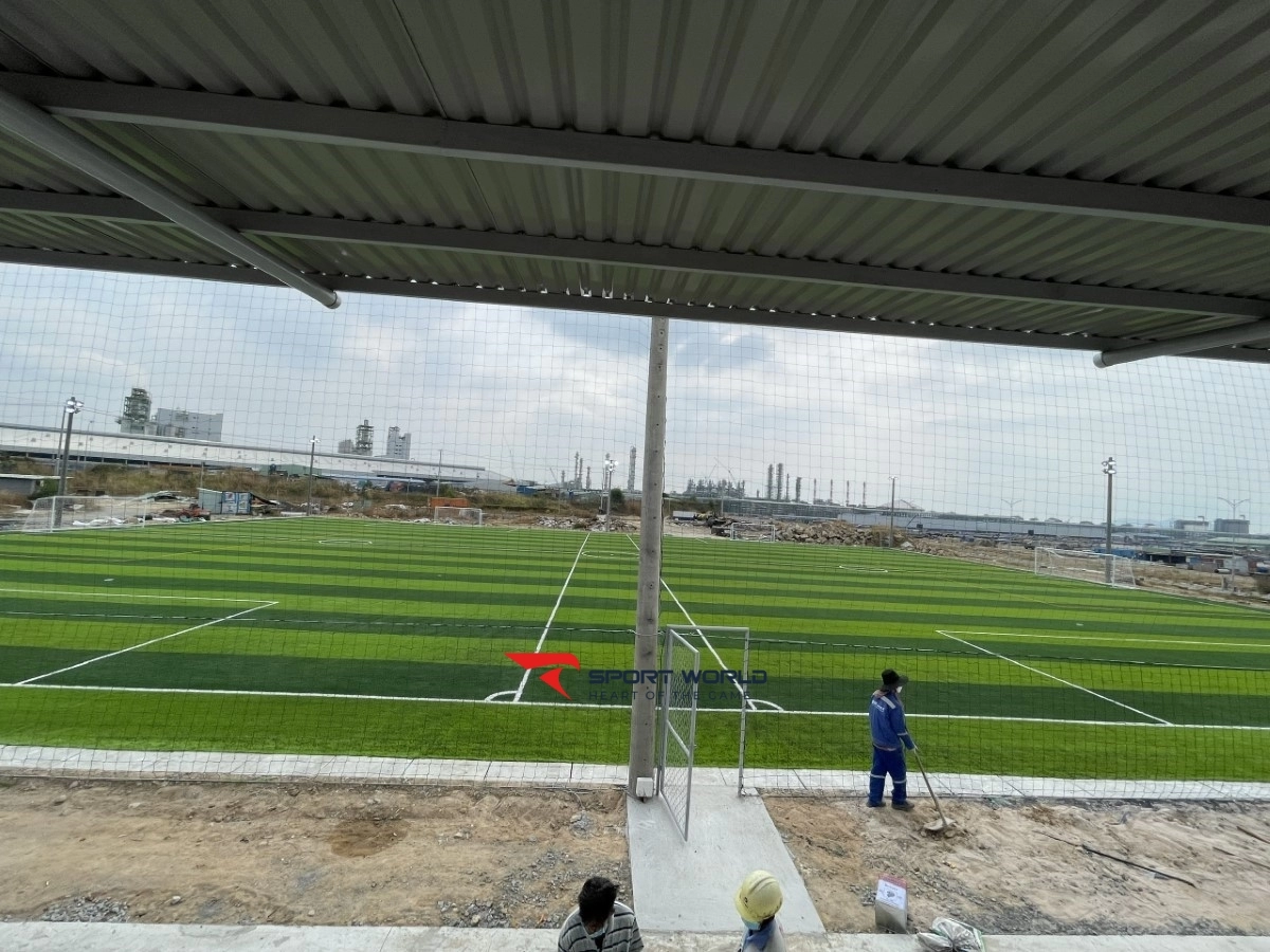 Sân bóng đá LSP - Football field