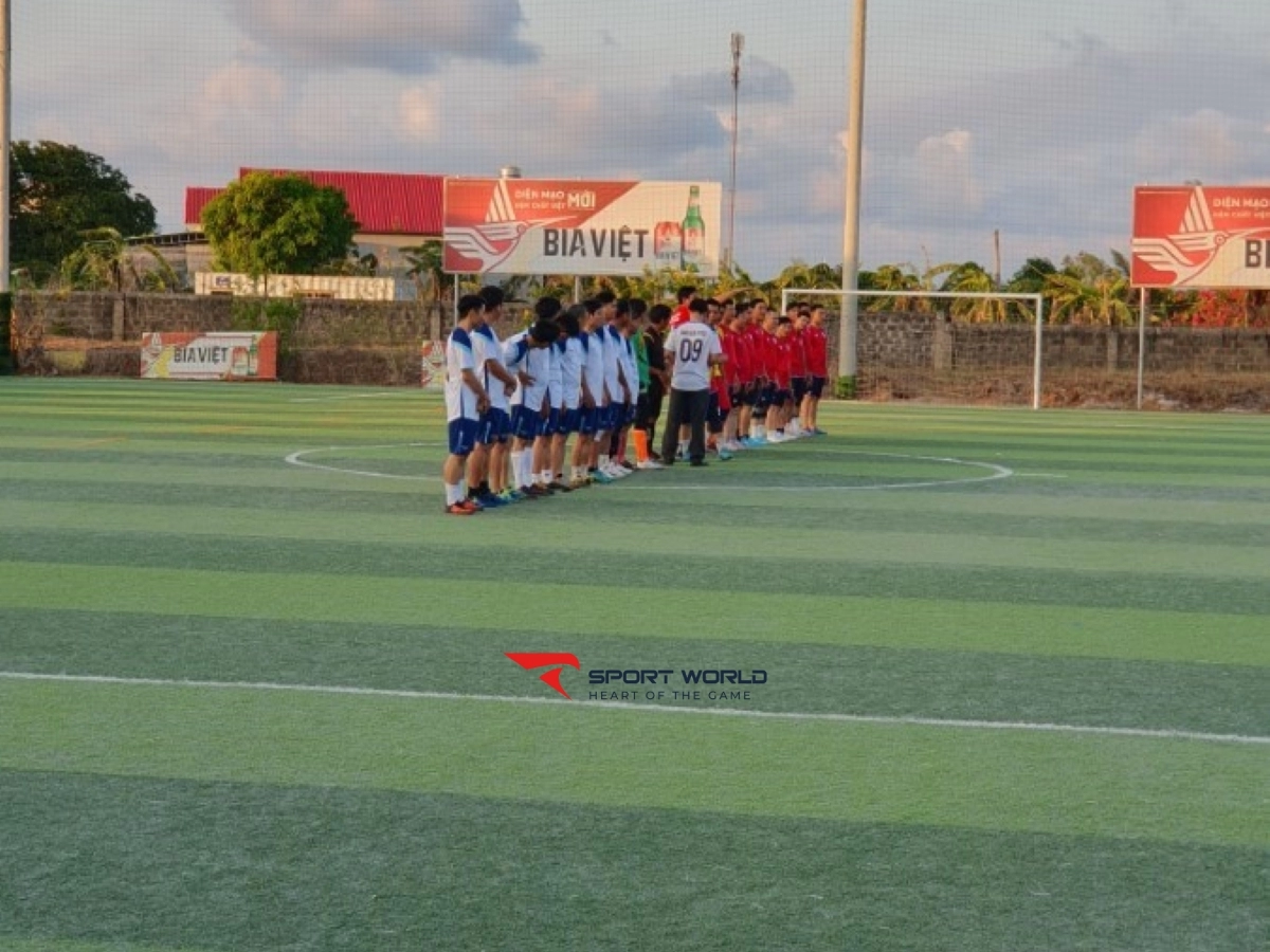 Sân bóng đá Penalty