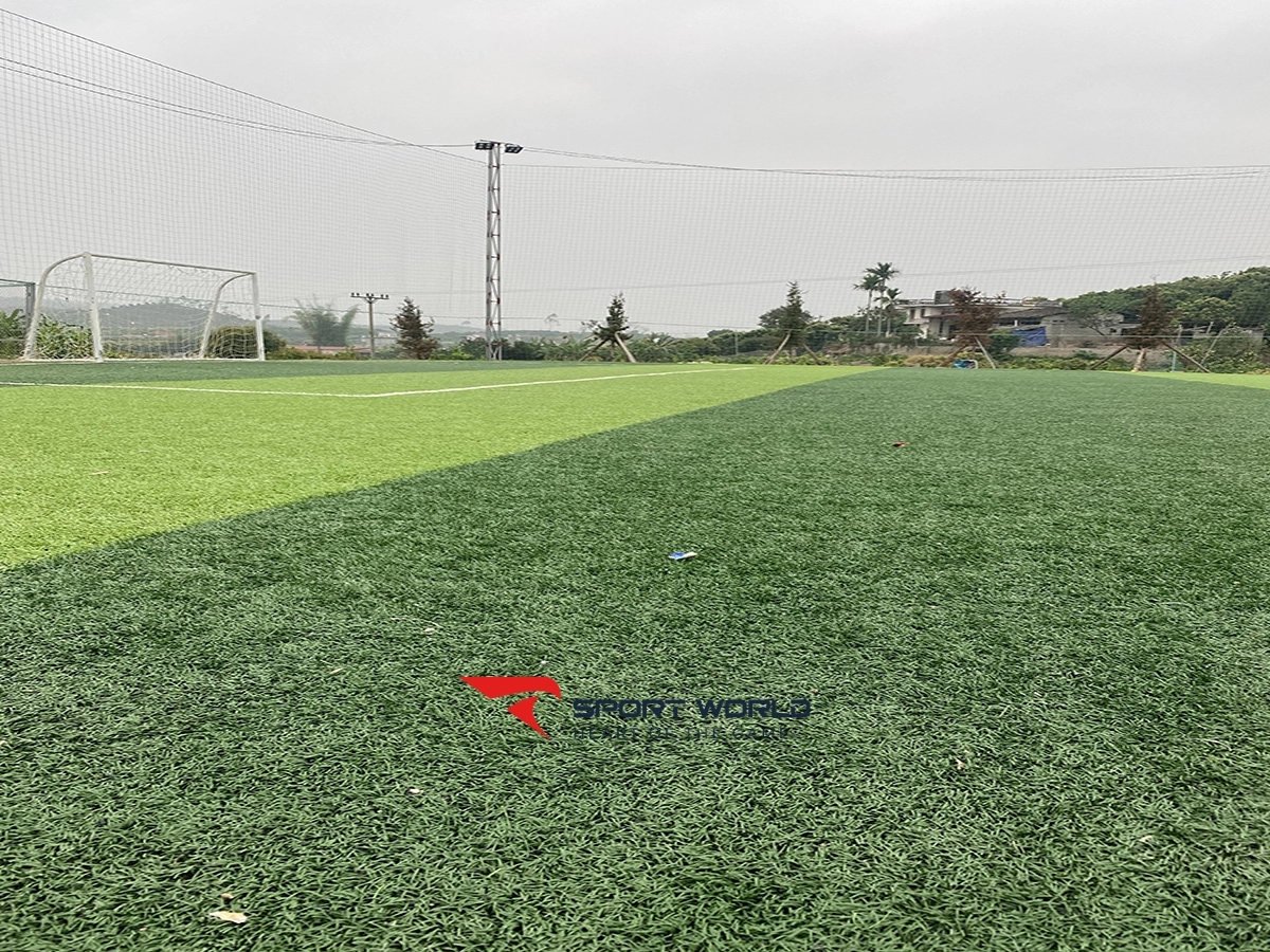 Sân Bóng Hùng Lâm - Tân Sơn