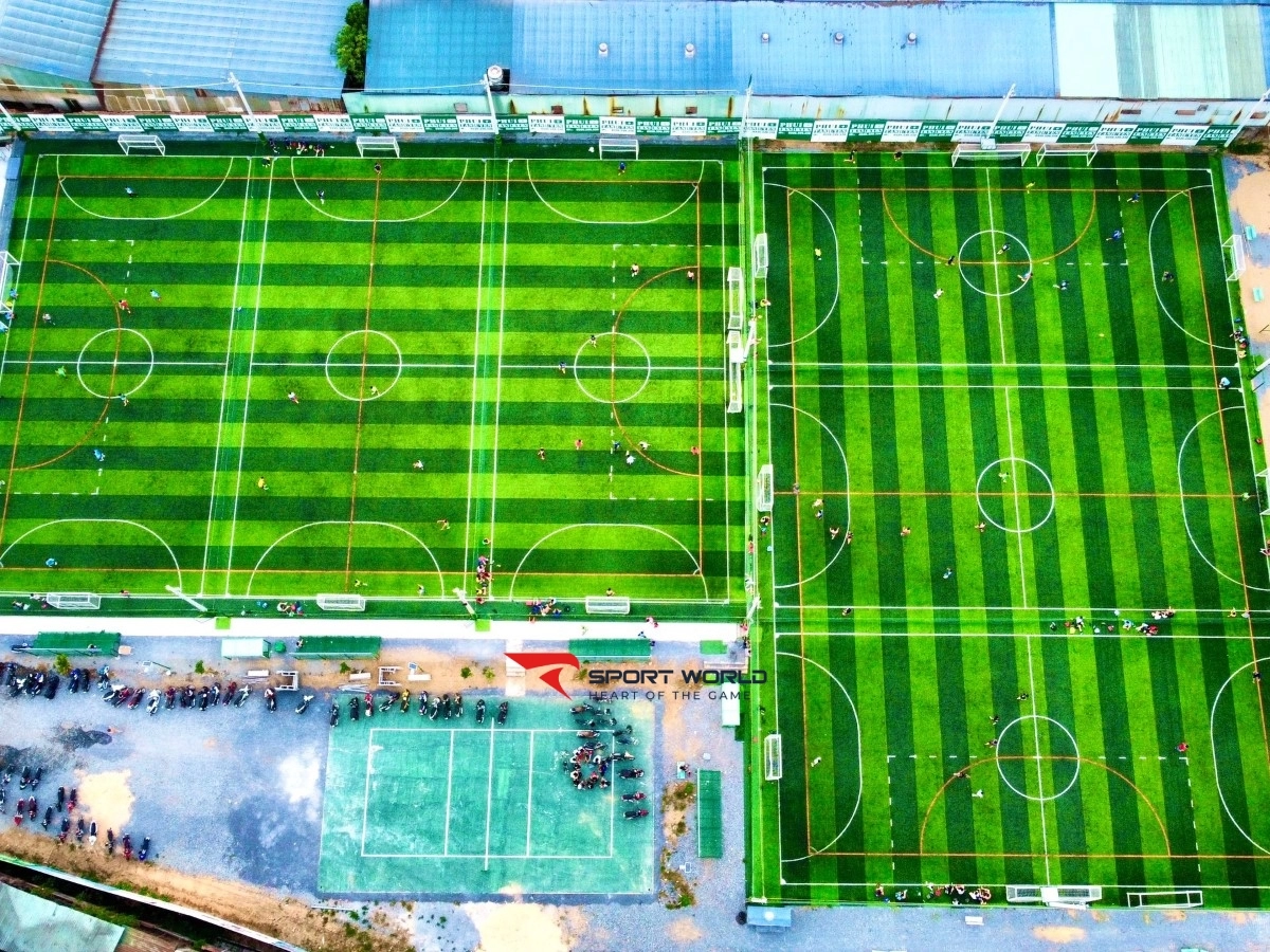 Sân bóng đá Phủi Tân Uyên