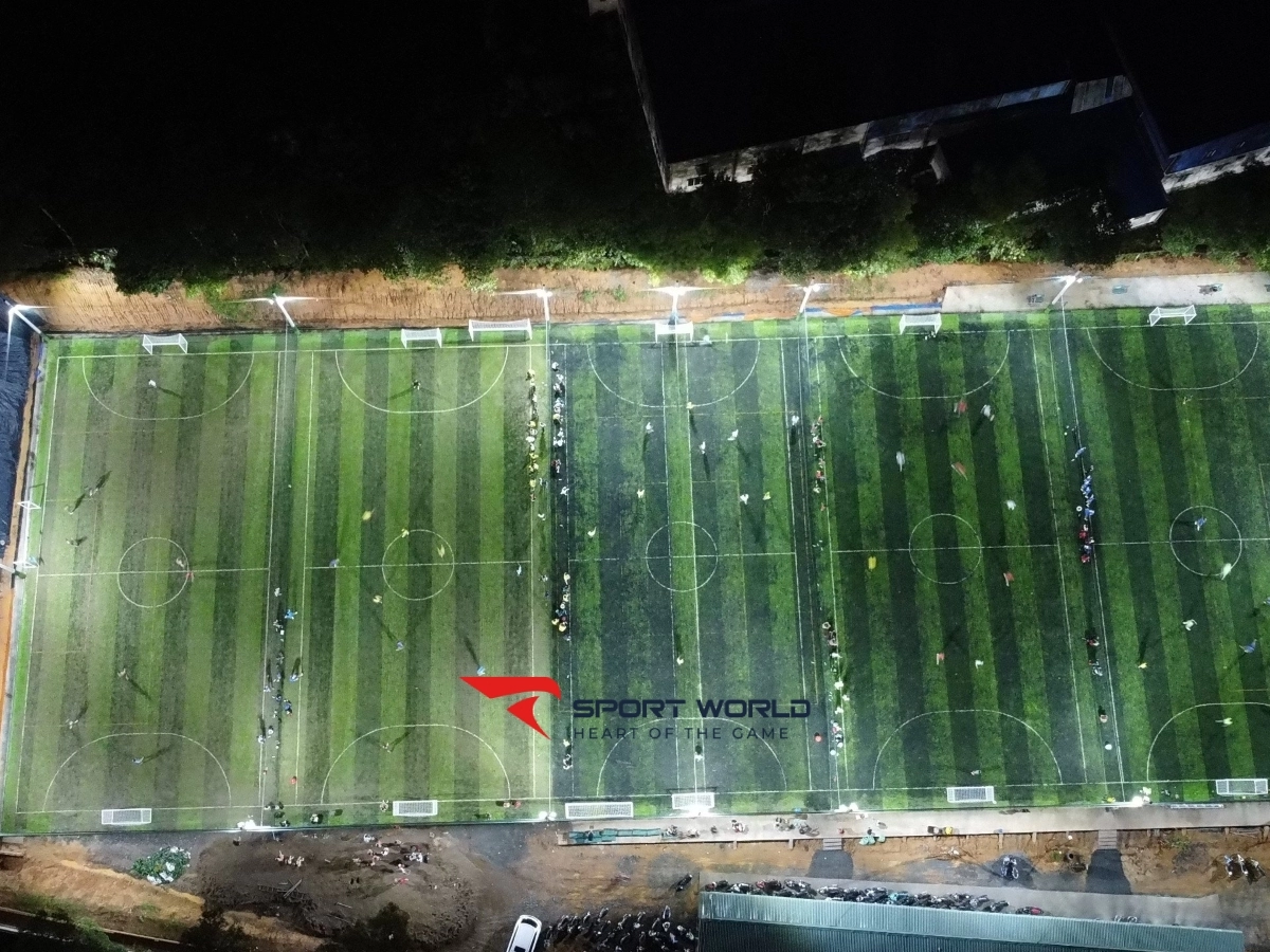 Sân bóng đá Quốc Cường