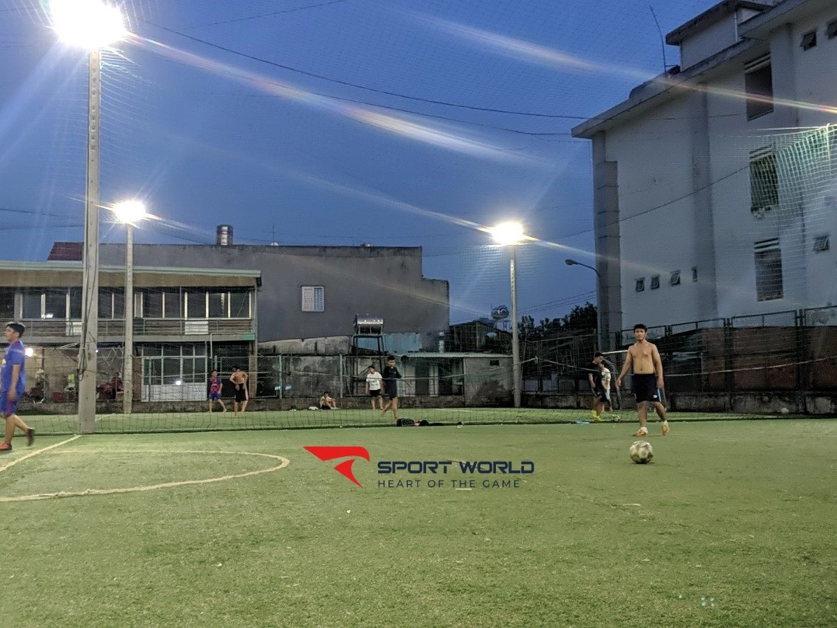 Sân bóng ĐH Thủy Lợi cơ sở 2