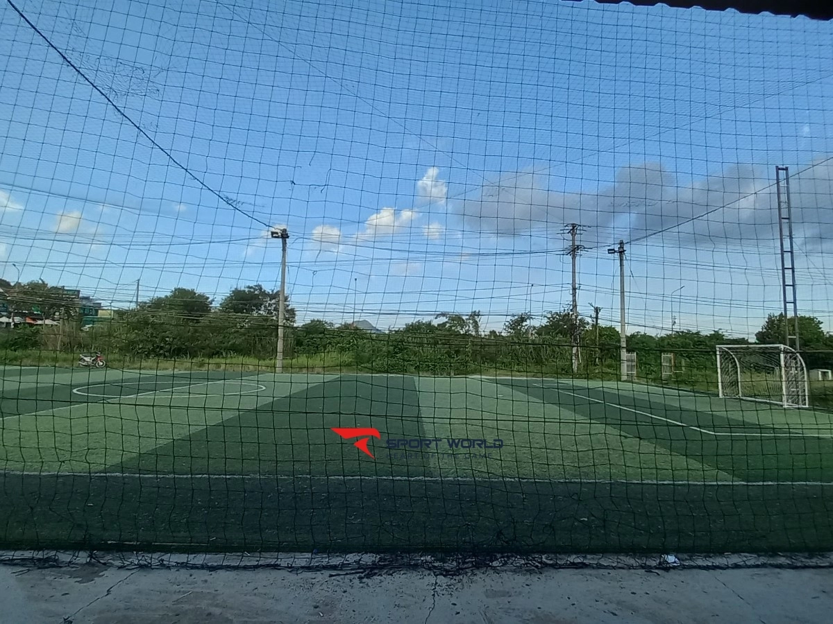 Sân bóng đá Lộc 