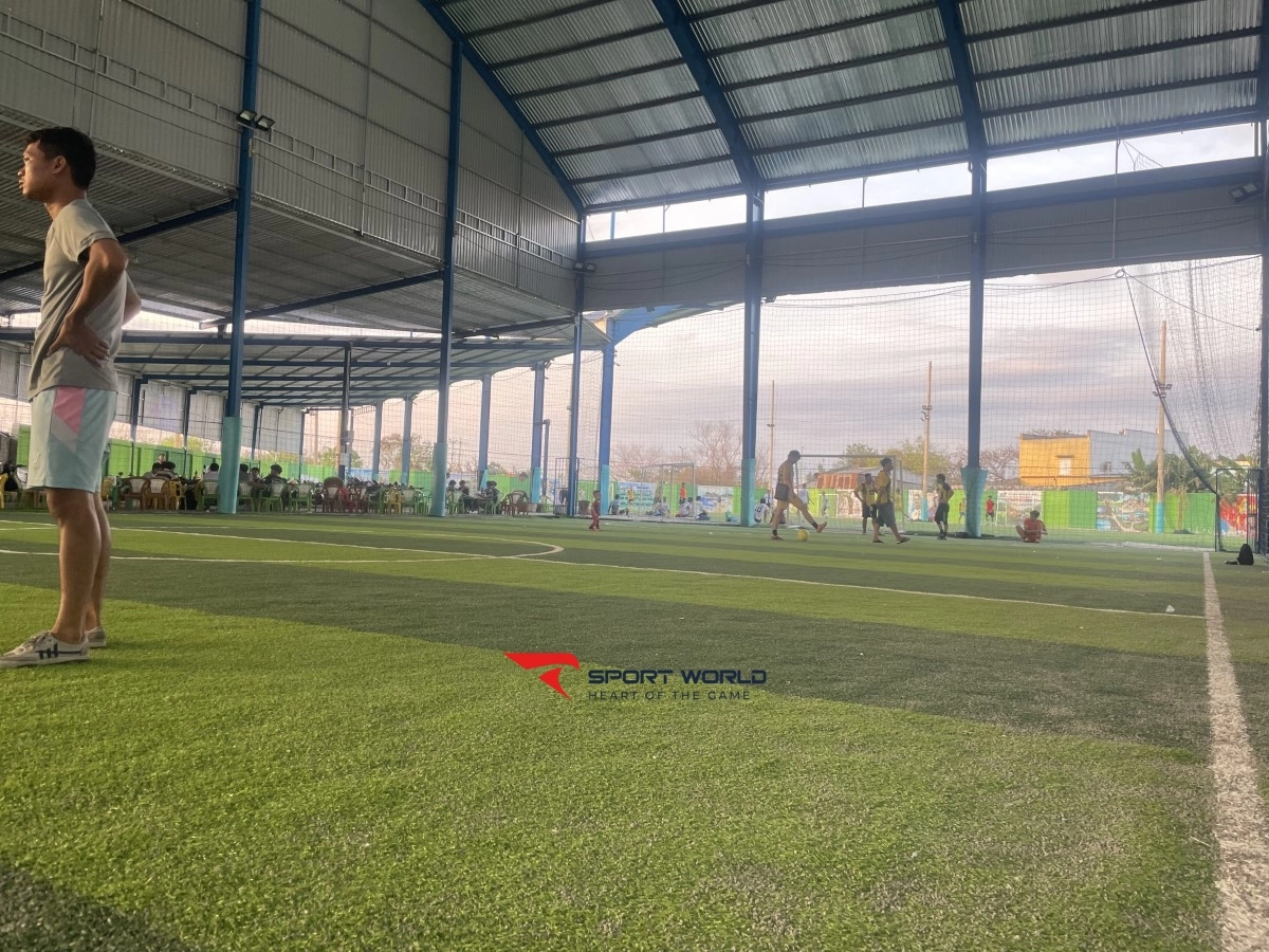 Sân bóng đá Khánh Dương 