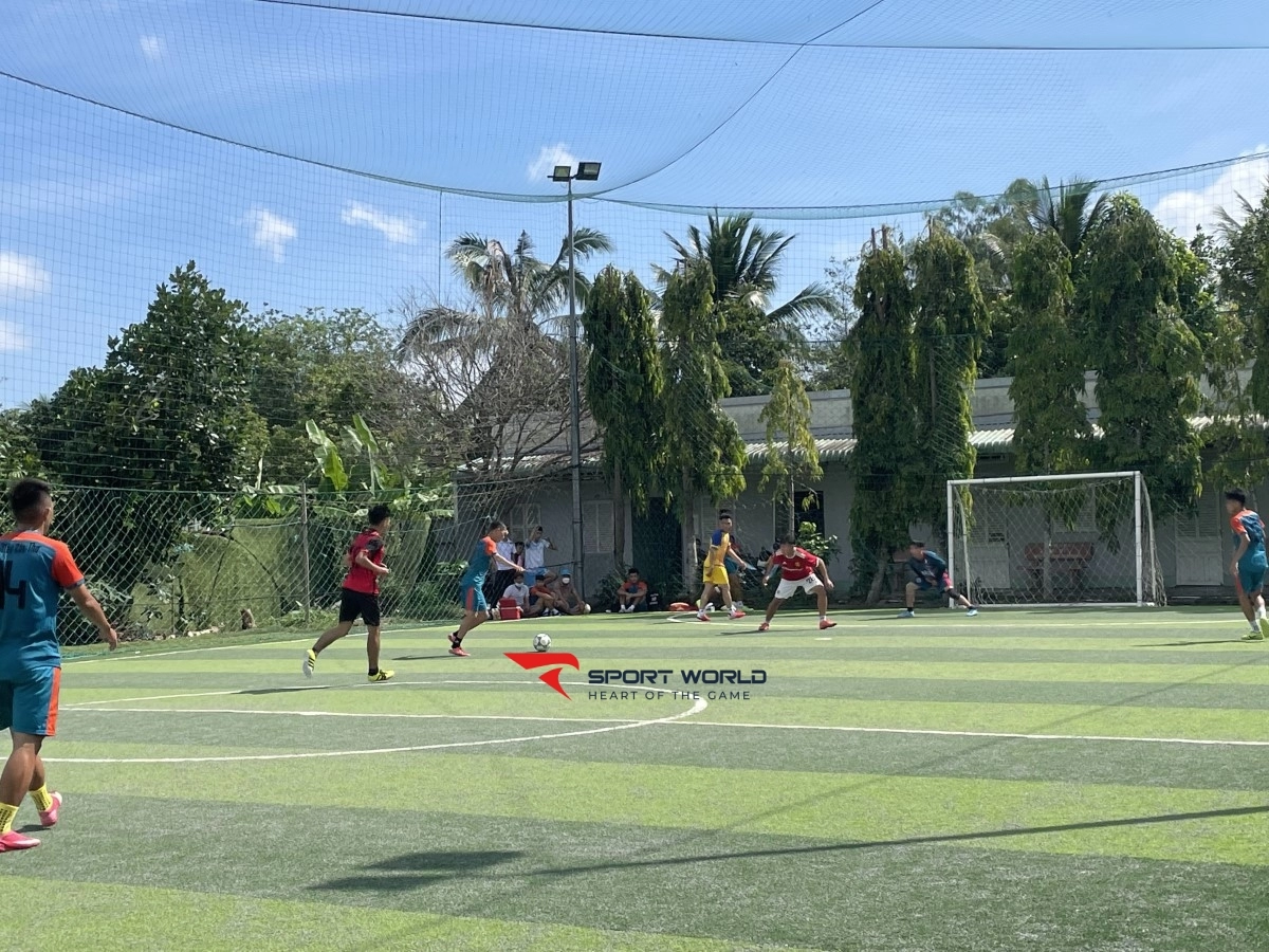 Sân Bóng Mini Tây Đô