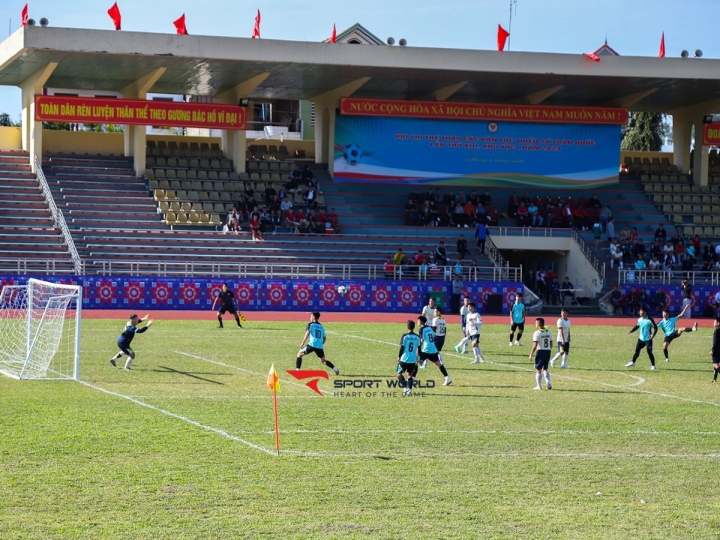 Sân vận động Thành phố Cao Bằng