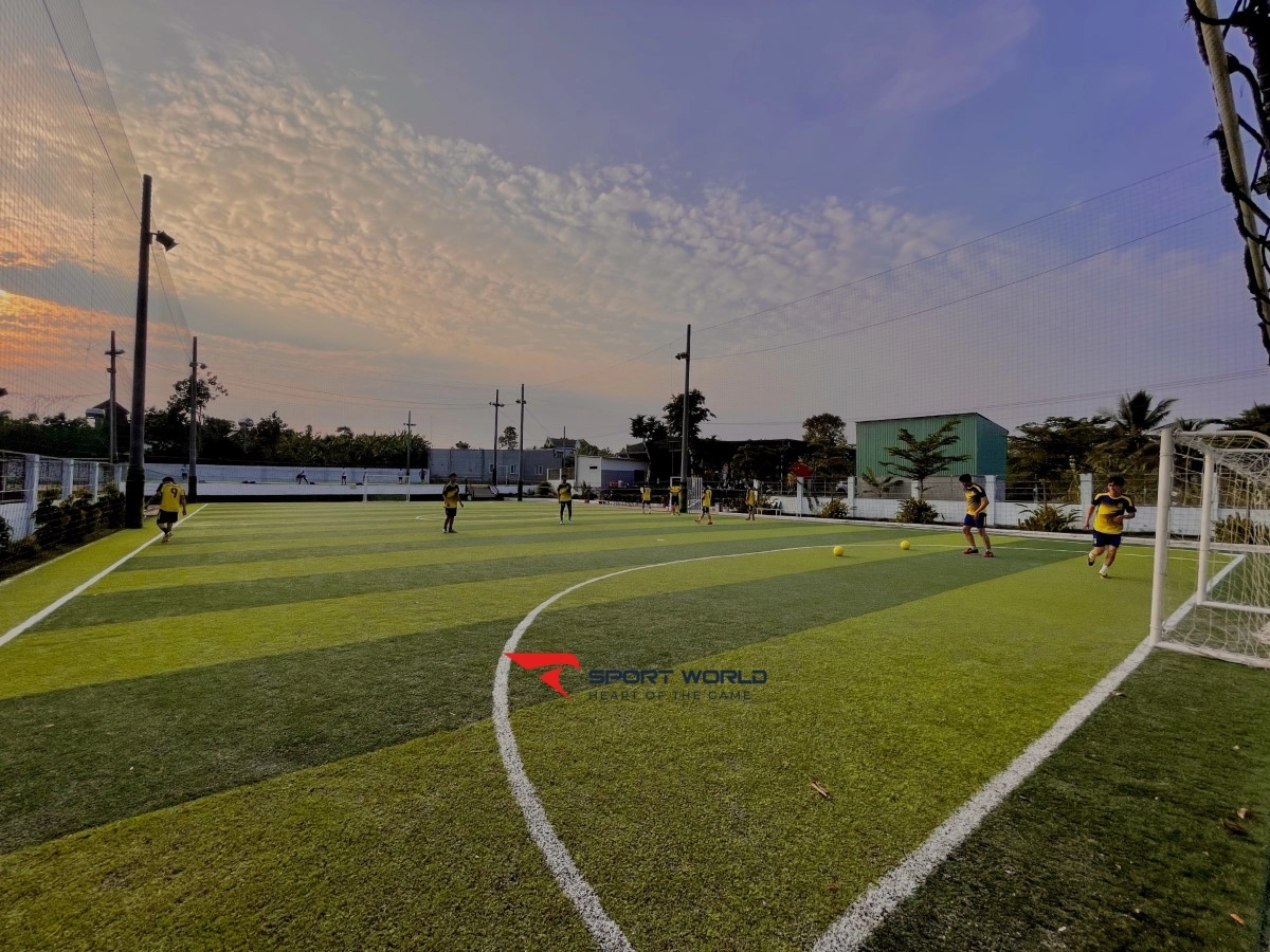 Sân bóng câu lạc bộ Thể thao Phú Bình