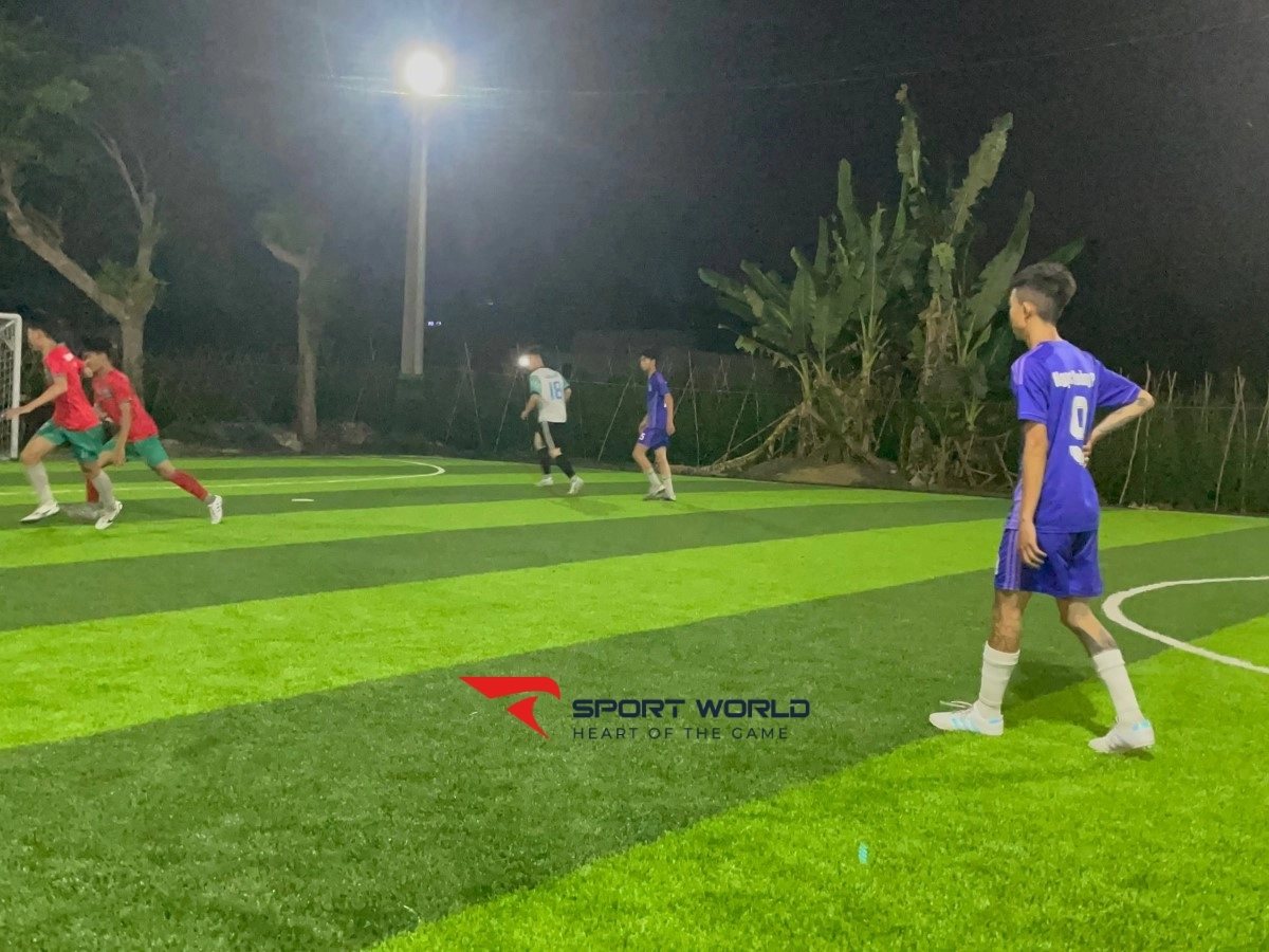 Sân bóng đá Ngọc Hoàng