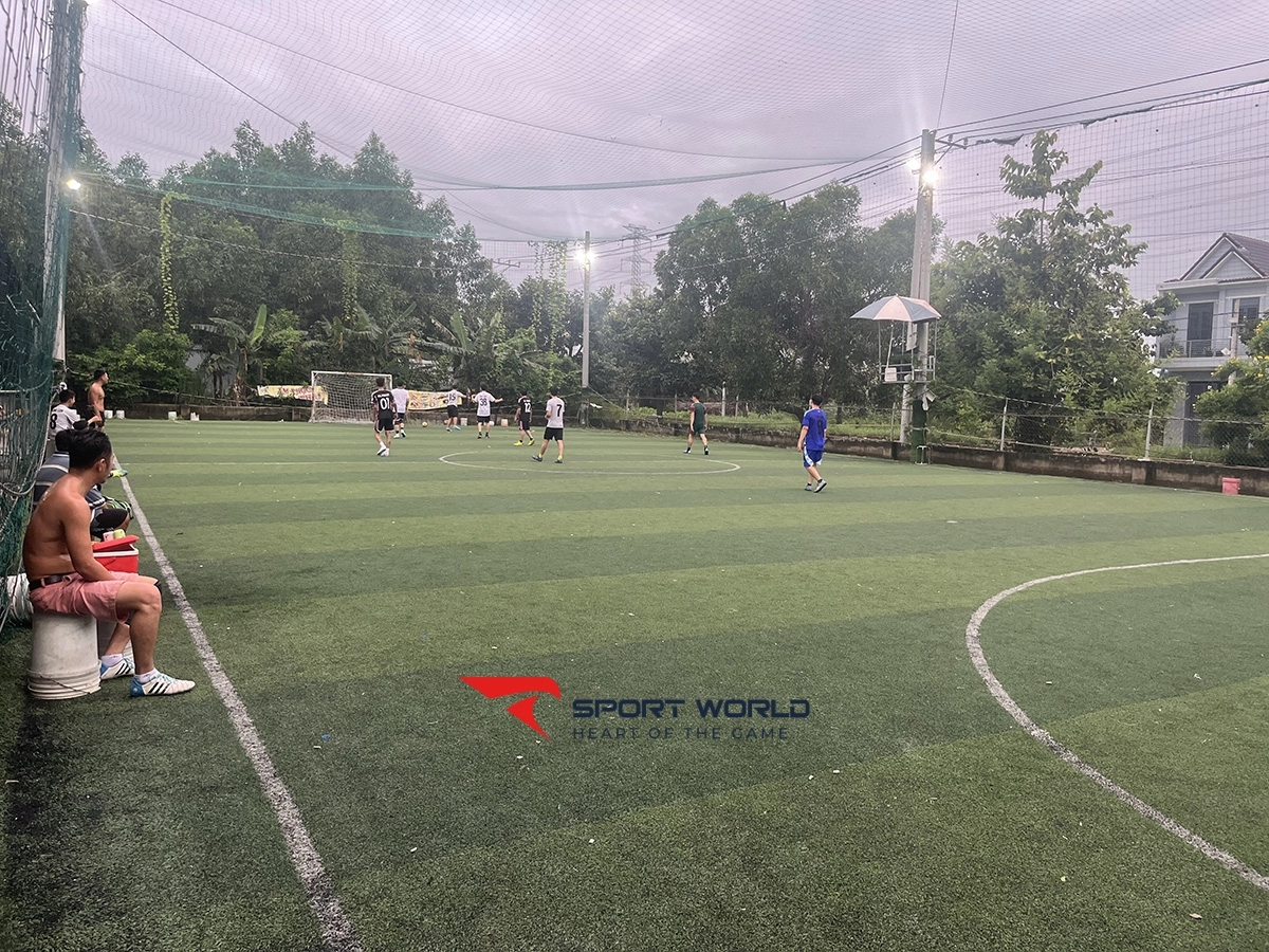 Sân bóng Vũ Hoàng