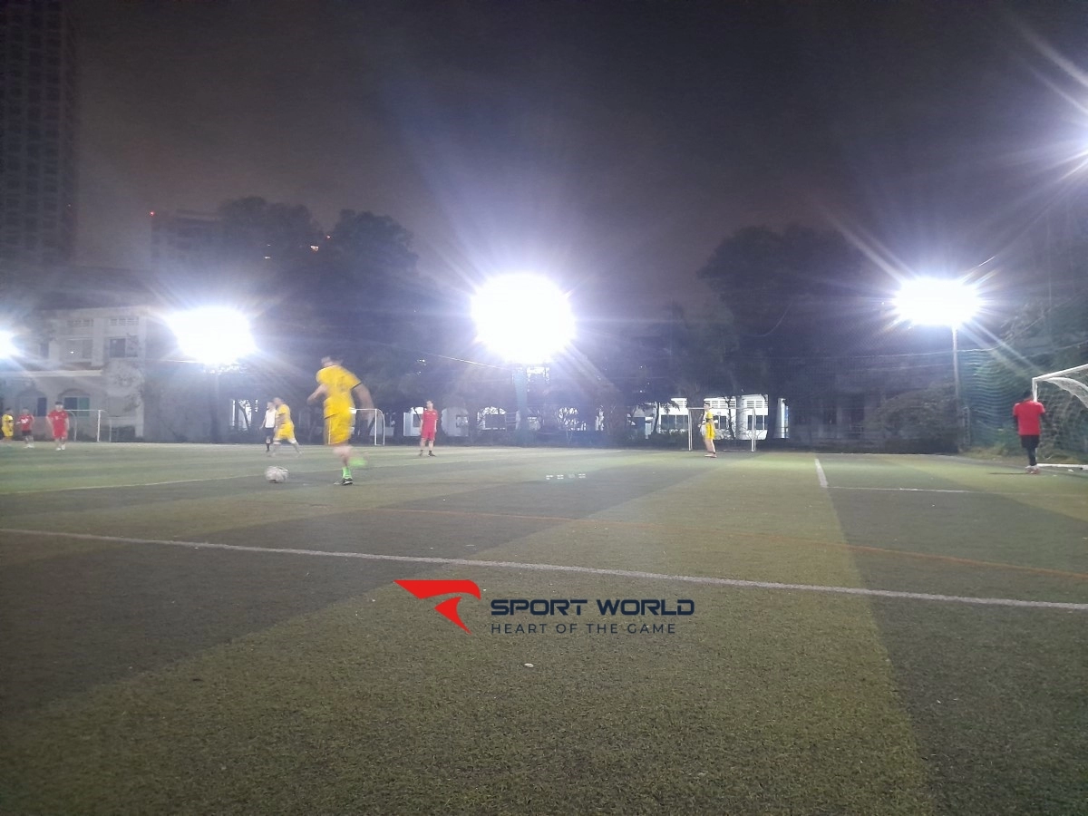 Sân bóng đá Tý Đô