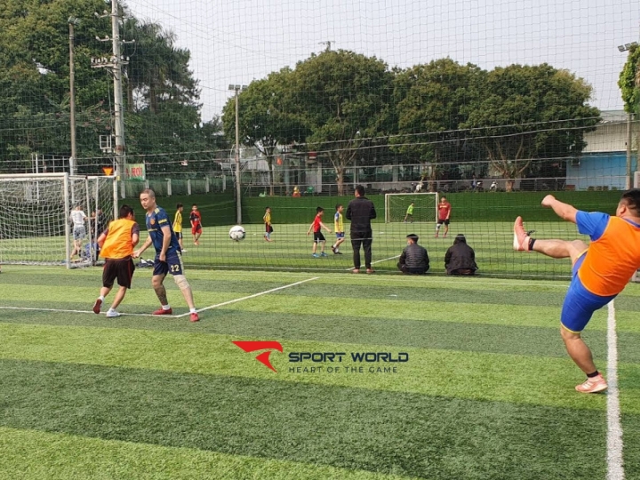 Sân bóng Đà Điểu