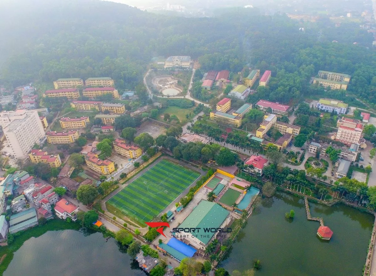 Sân bóng ĐH Lâm Nghiệp - Hà Nội