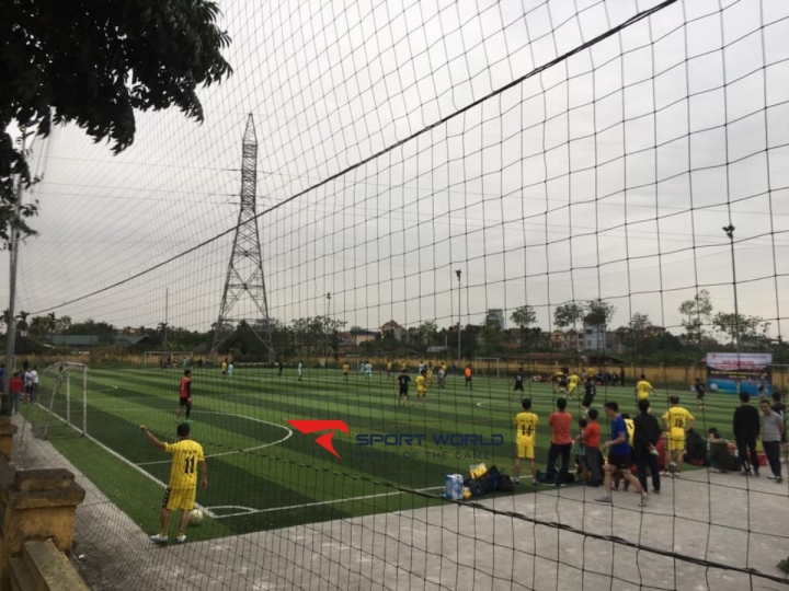 Sân bóng Song Phượng