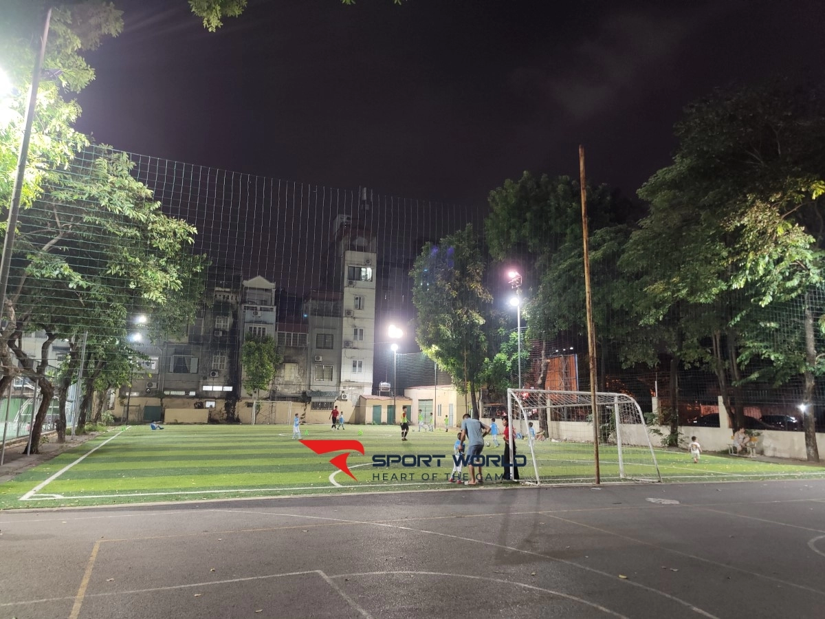 Sân bóng Học Viện Ngân Hàng