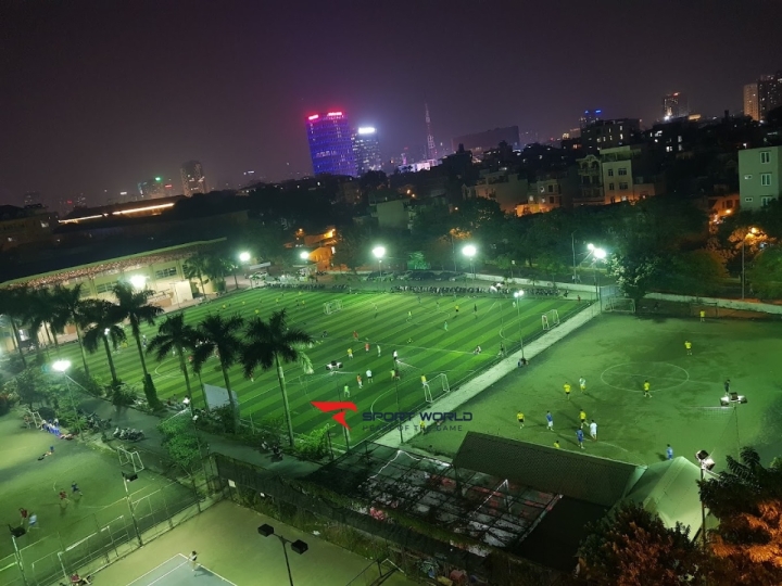 Sân cỏ nhân tạo Đại Học Y Hà Nội
