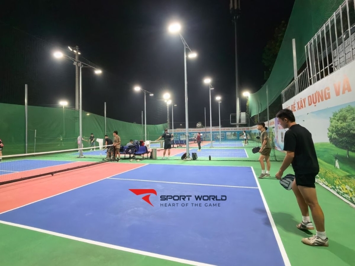 Sân bóng đá - pickleball Thôn Lời