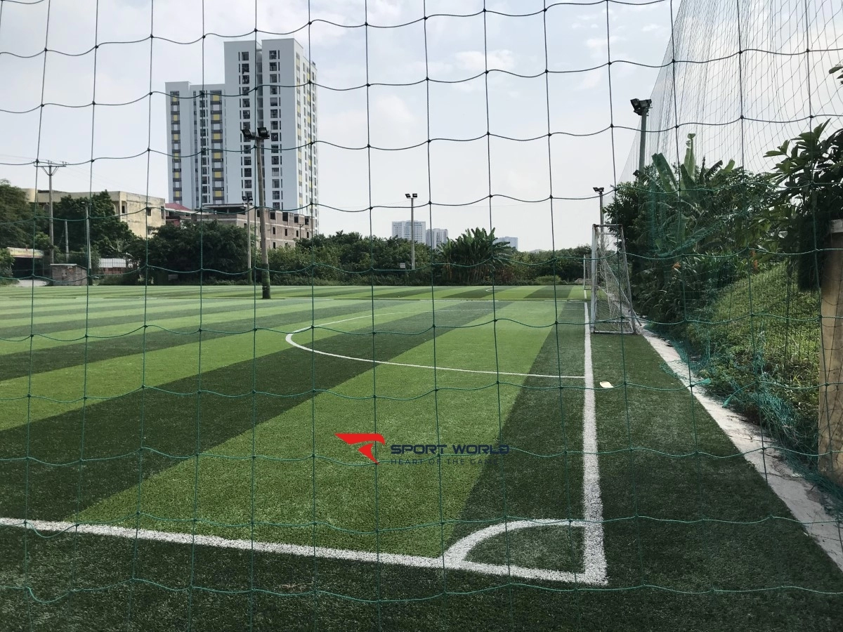 Sân bóng Gia Quất