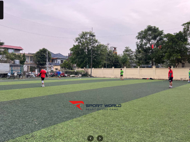 Sân bóng cỏ nhân tạo tổ 5 thị trấn Chi Đông