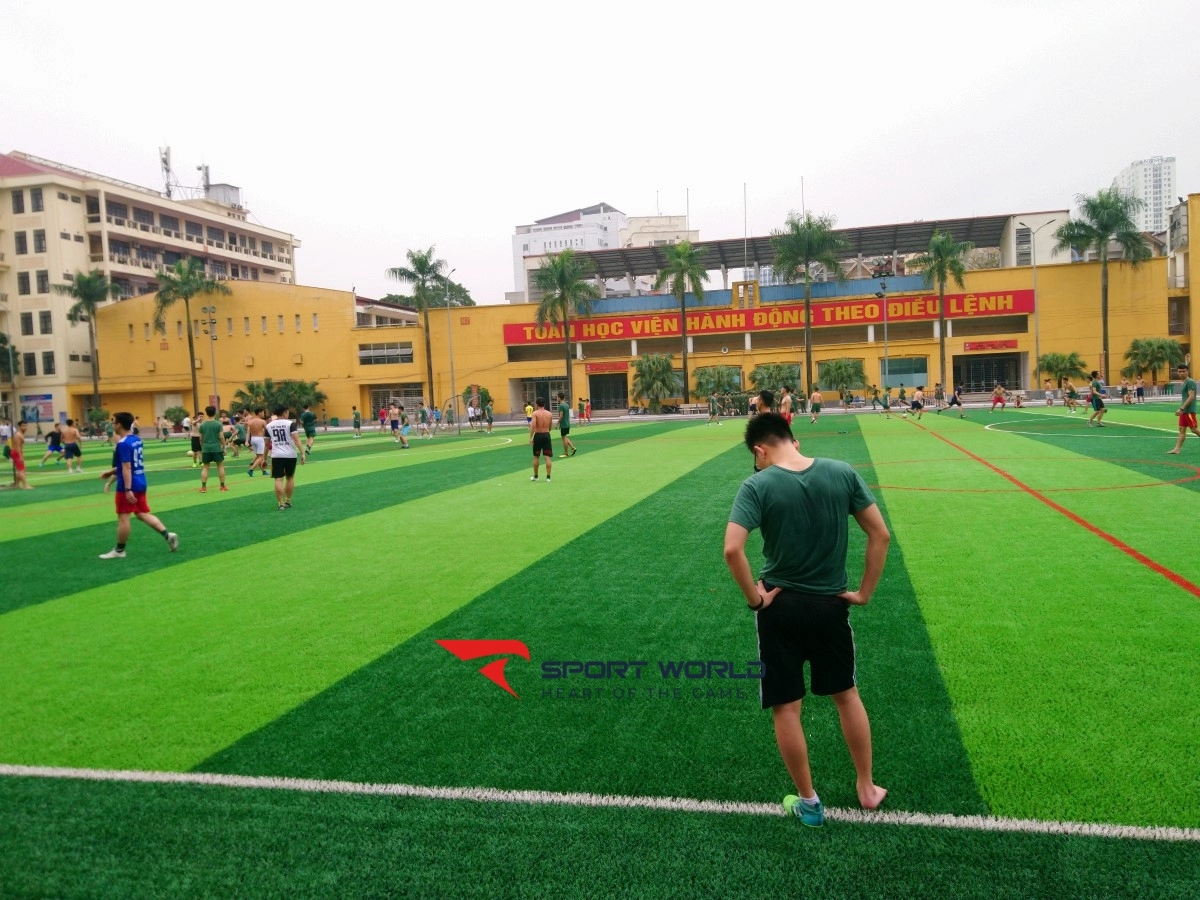 Sân bóng Kiều Mai