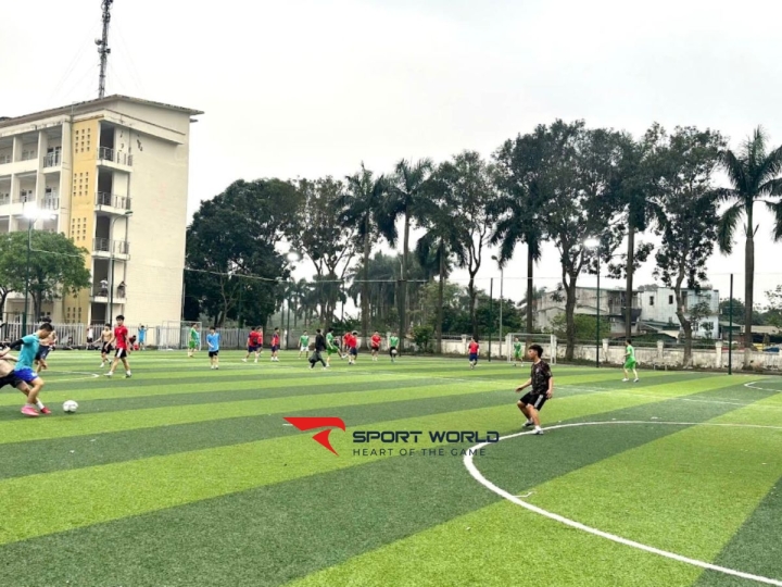 Sân Pickleball - bóng đá HHT Trường Cao Đẳng Công Nghệ Cao HN