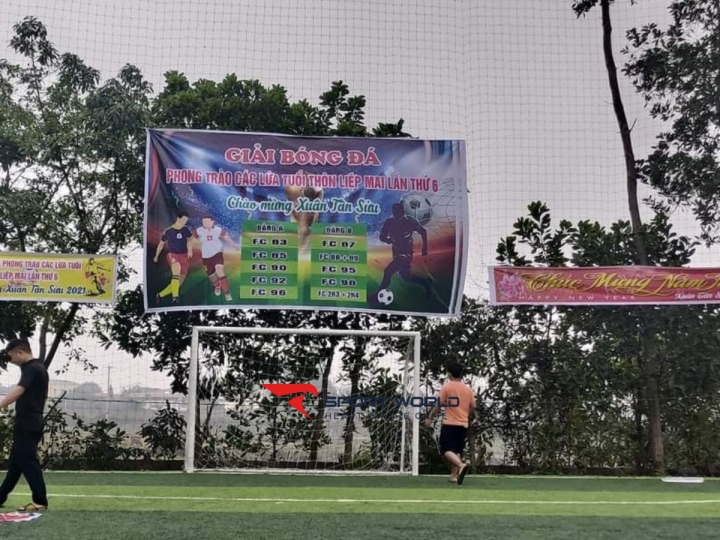 Sân bóng đá Sông Tích