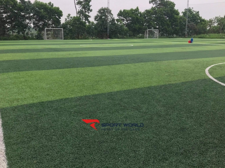 Sân bóng đá Sông Tích