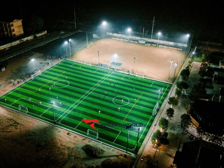 Sân bóng Dị Nậu