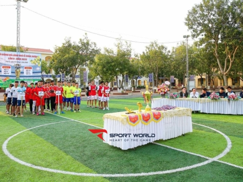 Sân bóng trường Tiểu Học Bình Phú B