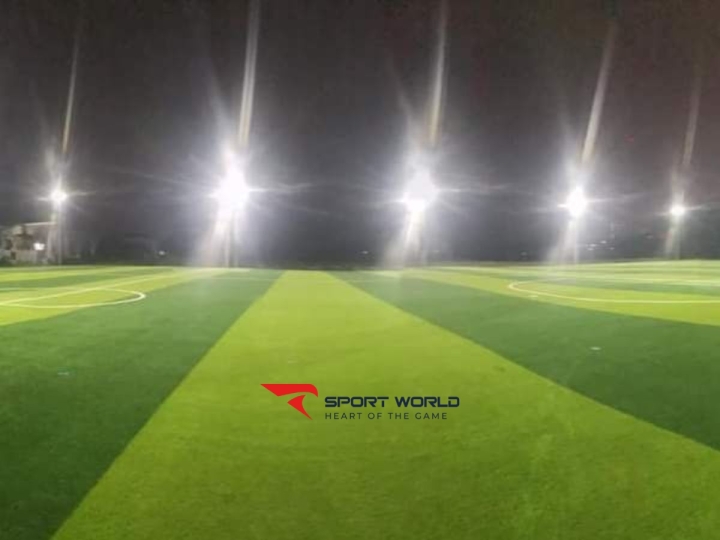 Sân bóng Tân Triều