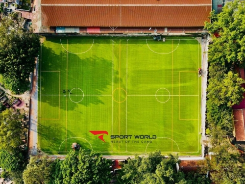 Sân bóng Triều Khúc