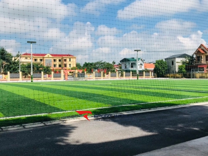 Sân bóng xã Bạch Đằng - Kinh Môn