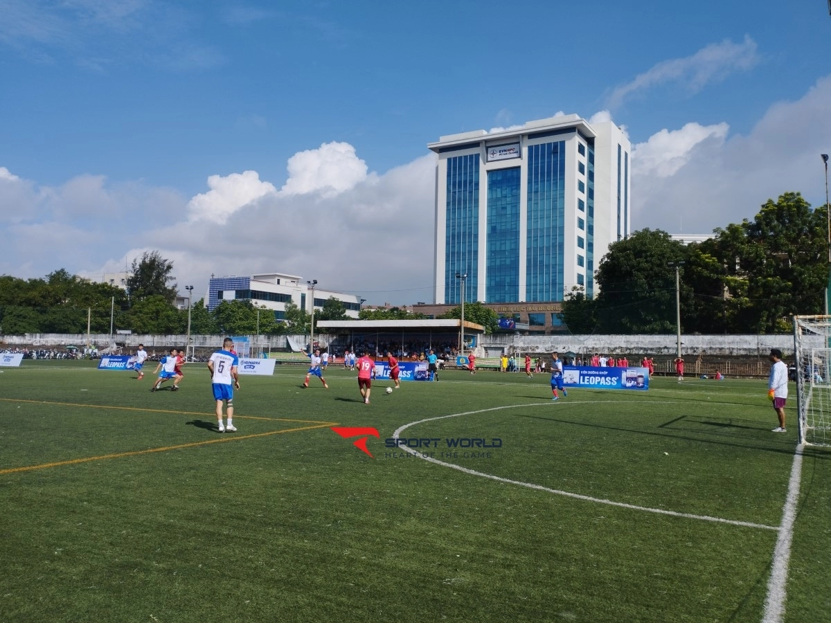Sân bóng - Sân vận động thành phố Hải Dương