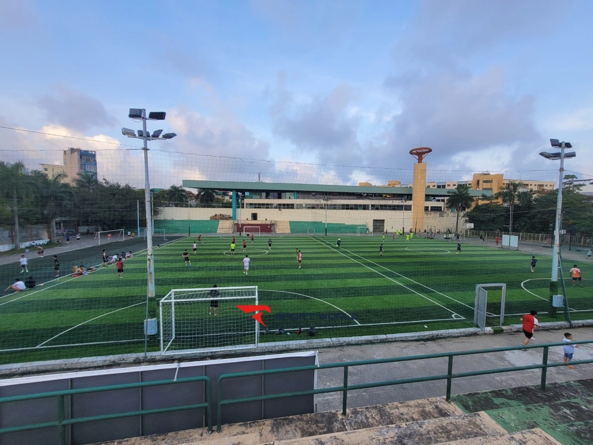 Sân bóng Đại Học Dân Lập Hải Phòng