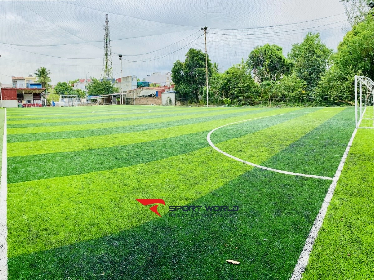 Sân Bóng Đá Cầu Tre