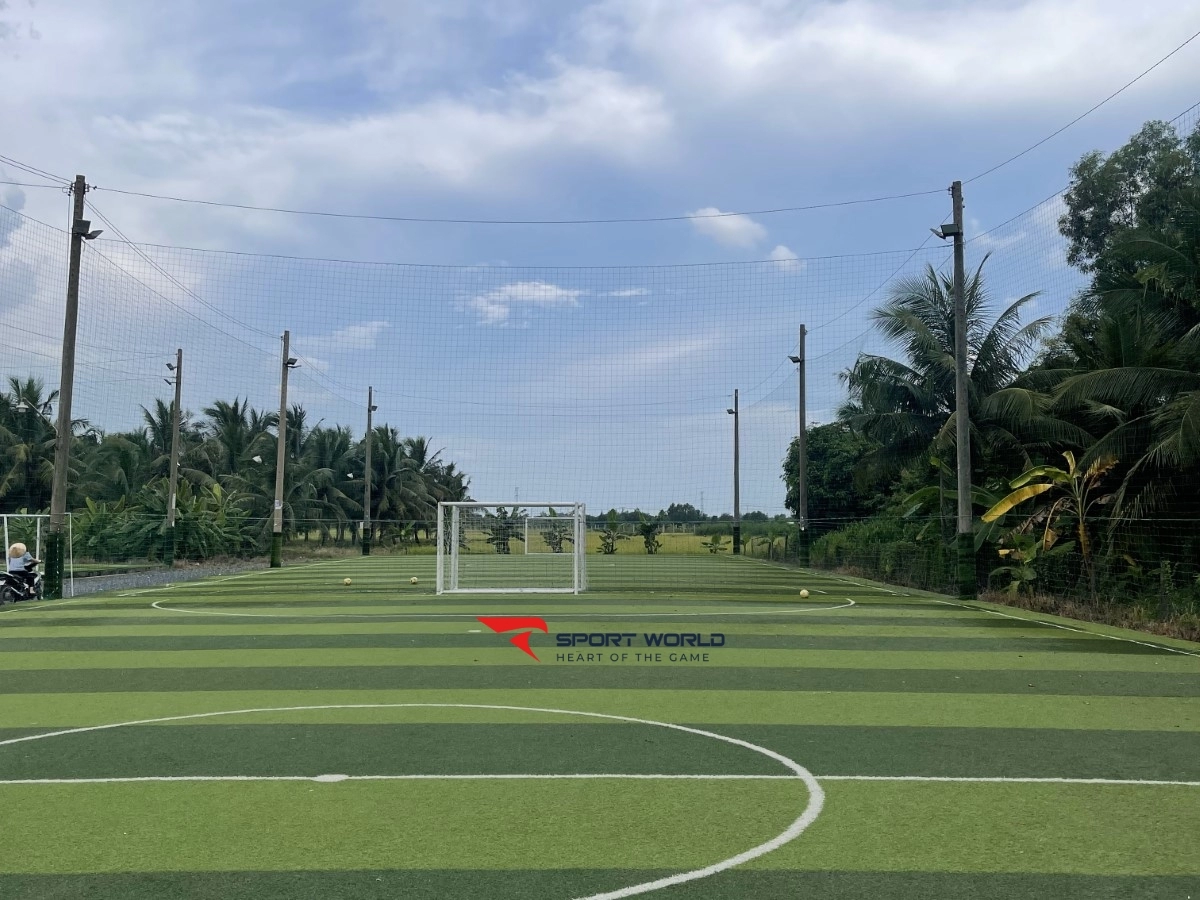 Sân bóng đá Đại Lộc